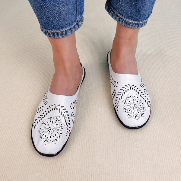 🔥Last Day Promotion 60% OFF 🔥Owlkay Casual All-match Hollow Slippers