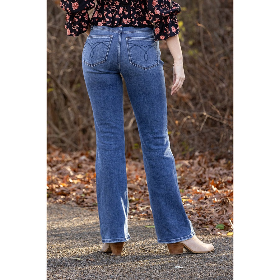 Mid Rise Thermal Bootcut Jeans 🔥