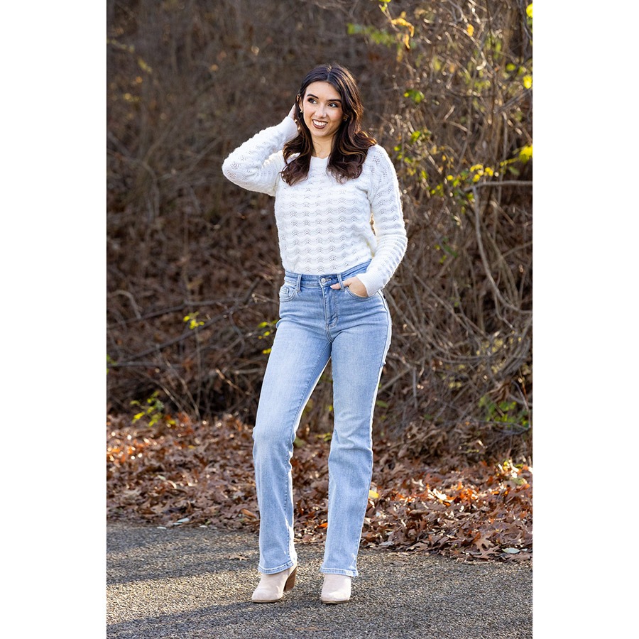Mid Rise Thermal Bootcut Jeans 🔥
