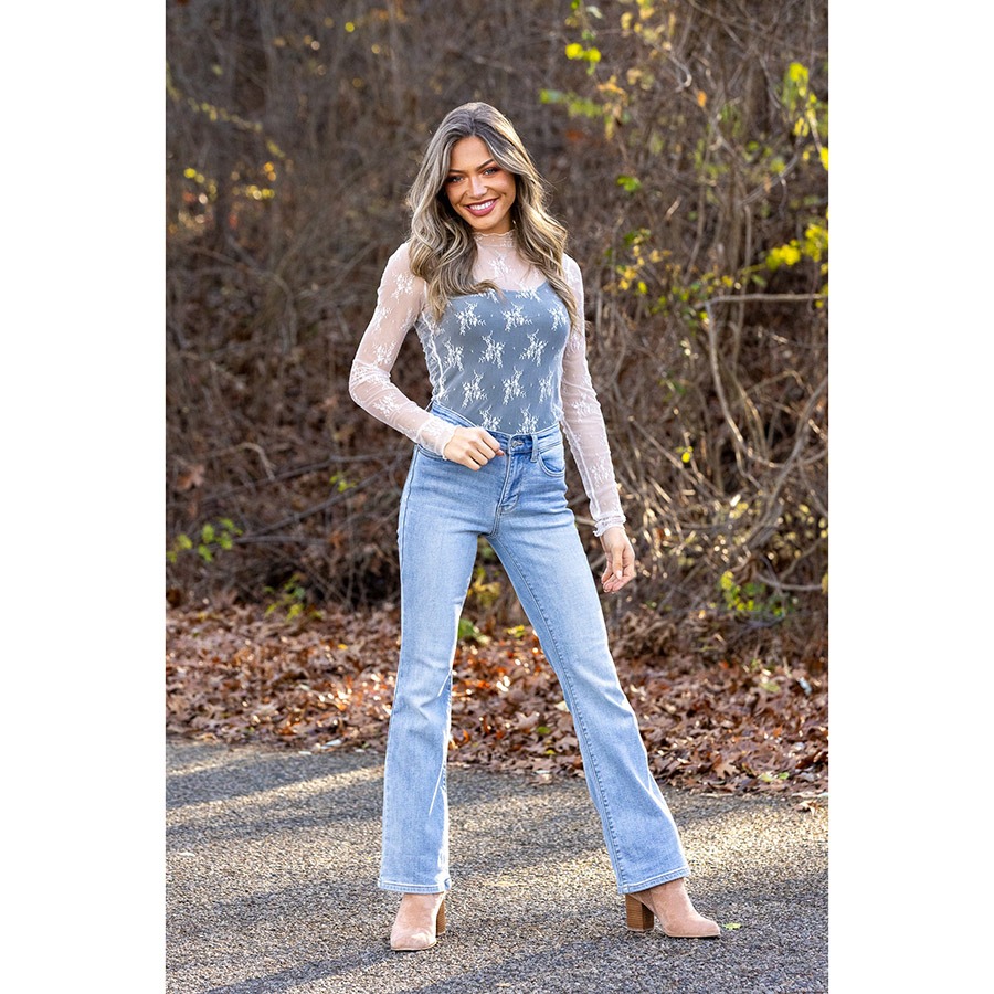 Mid Rise Thermal Bootcut Jeans 🔥