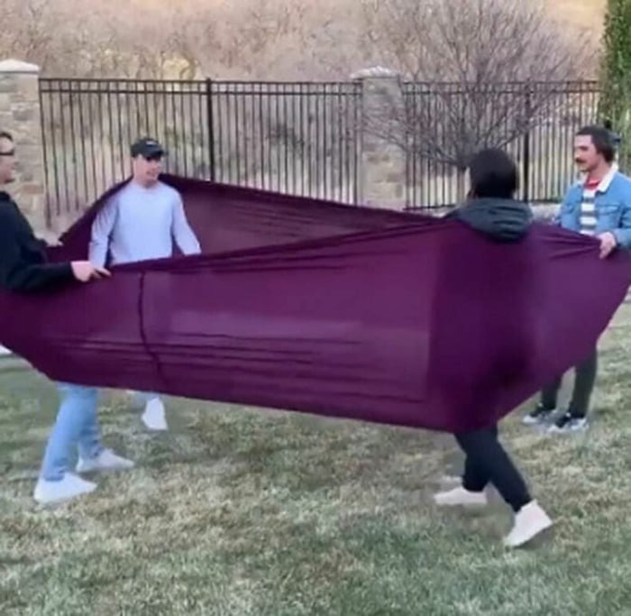 Training Wheels Lycra Tube - Outdoor Entertainment Party Game